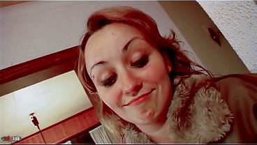 Krystal – Sange Arab Hot Digoyang Keras Terry Di Sofa