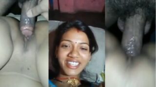 Beruntung Banget Si Cowok, Ngerobek Memek Mulus Istri Orang Sampe Robek