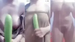 Sinta Bugil Goyang Panas Di Live, Bikin Makin Ngiler.