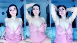 Tante Viona Pamerin Tete Gede Montok Sampe Keliatan Mulus