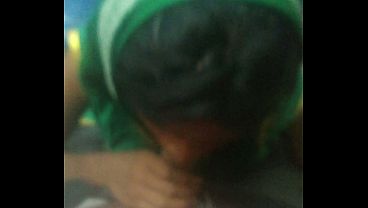 আমার বেগম ভিখারিনী লোকাল ট্রেনে মজা করছে
