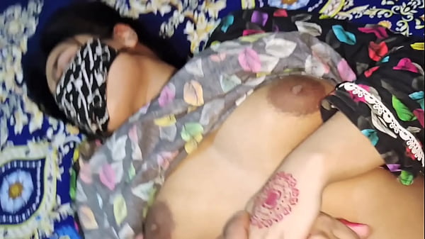 Ibu Tiriku Ngajarin Aku Soal Seks, Ngomong Kotor Bahasa India, Erangan Liar, Ngent*ud Gila.