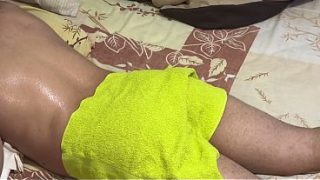 Ibu Mertua Montok Bantu Mantu, Pijat Berujung Ke Ranjang Penuh Gairah