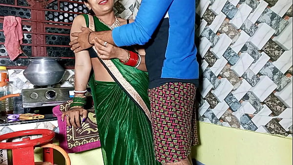 Bhabhiji Daba Ke Chodi Jab Ghar Mein Akela Tha, Kitchen Mein Kaam Karte Waqt, Real Hindi Sexy Aawaz Mein!