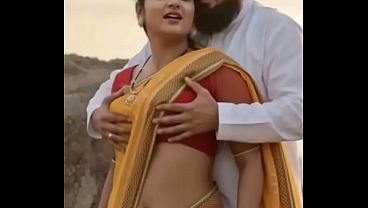Bhabhi Desi, Saree Nyaris Robek, Dada Dipencet Sambil Cinta-cintaan Panas.