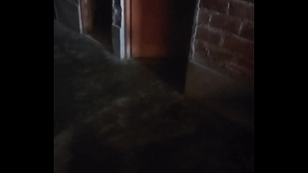 Ibu Muda Janda Panas Ngajak Masuk Rumah Demi Duit, Badan Basah Kena Peluh Pengen Digrebek