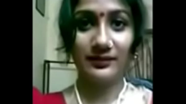 Desi Istri Bengali Montok Dengan Payudara Besar Yang Bikin Ngiler