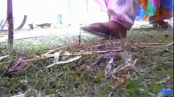 Desi Ngocok Pipis Basah, Bikin Makin Haus.